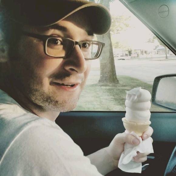 Meet your Posher, Joshua - Picture 1 of 1